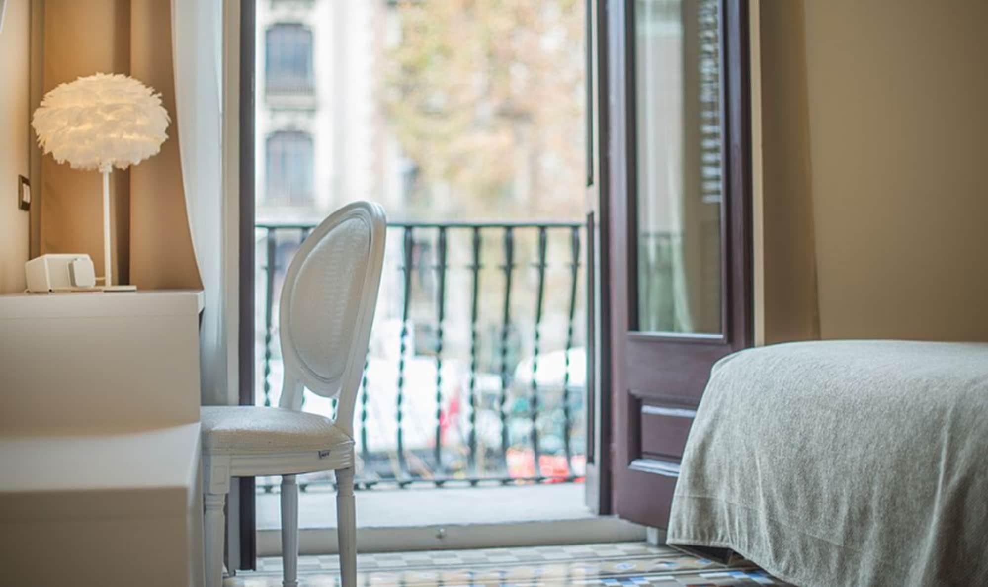 Anakena House Bed & Breakfast Barcelone Extérieur photo