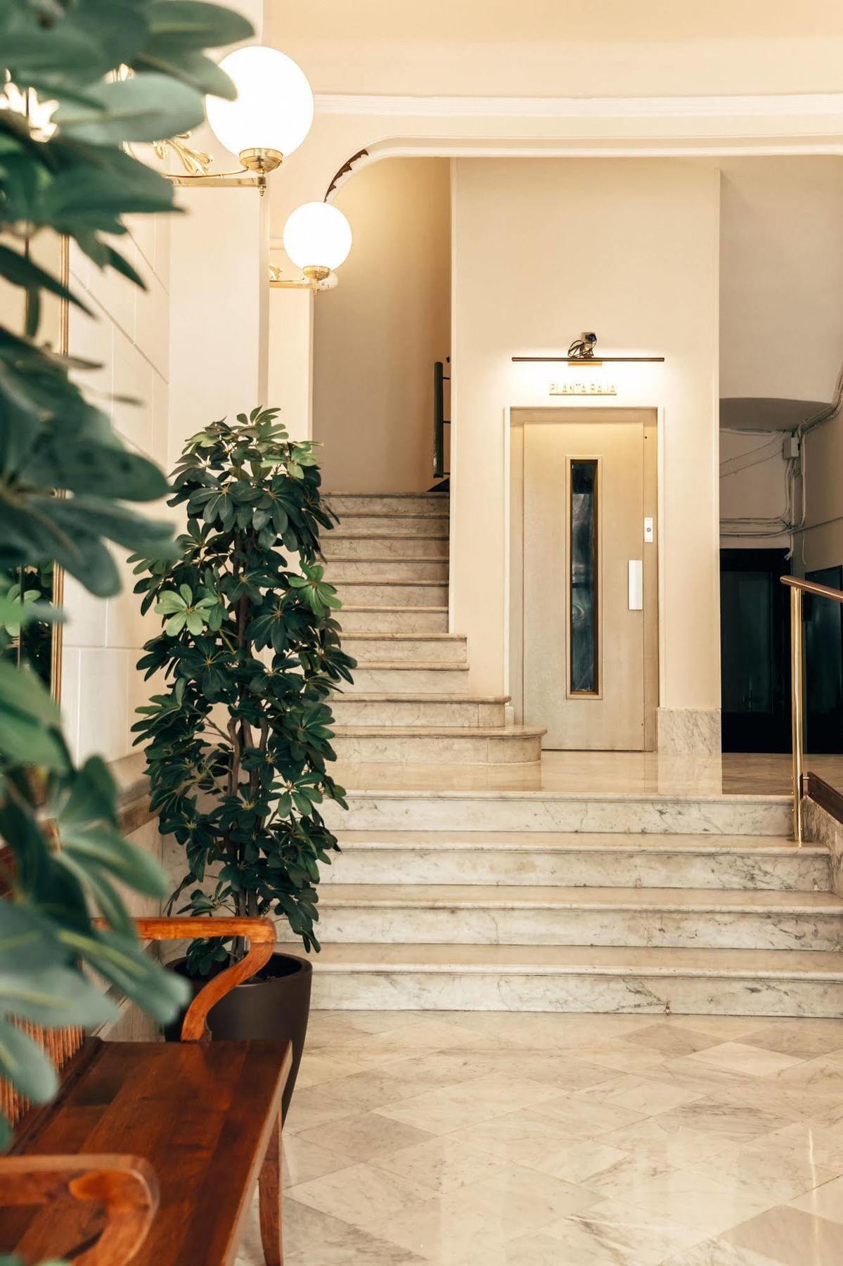 Anakena House Bed & Breakfast Barcelone Extérieur photo